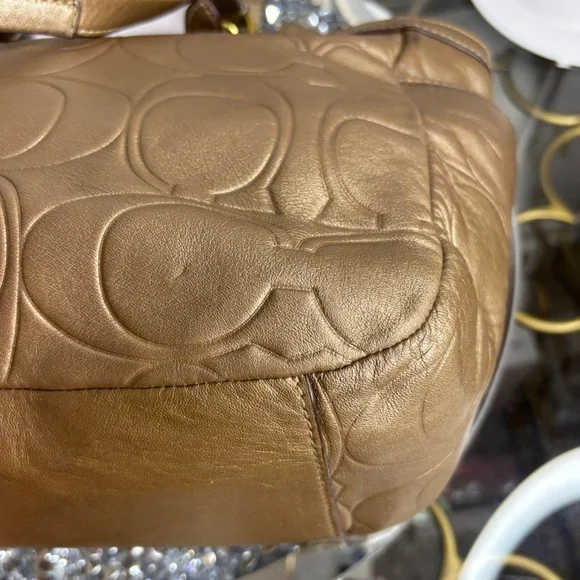 Coach 2012 Gallery copper Embossed Leather Tote EUC - Picture 13 of 15